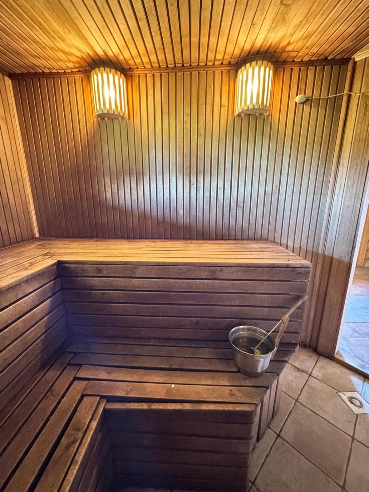 ホテル Vonadzini Stāmeriena エクステリア 写真